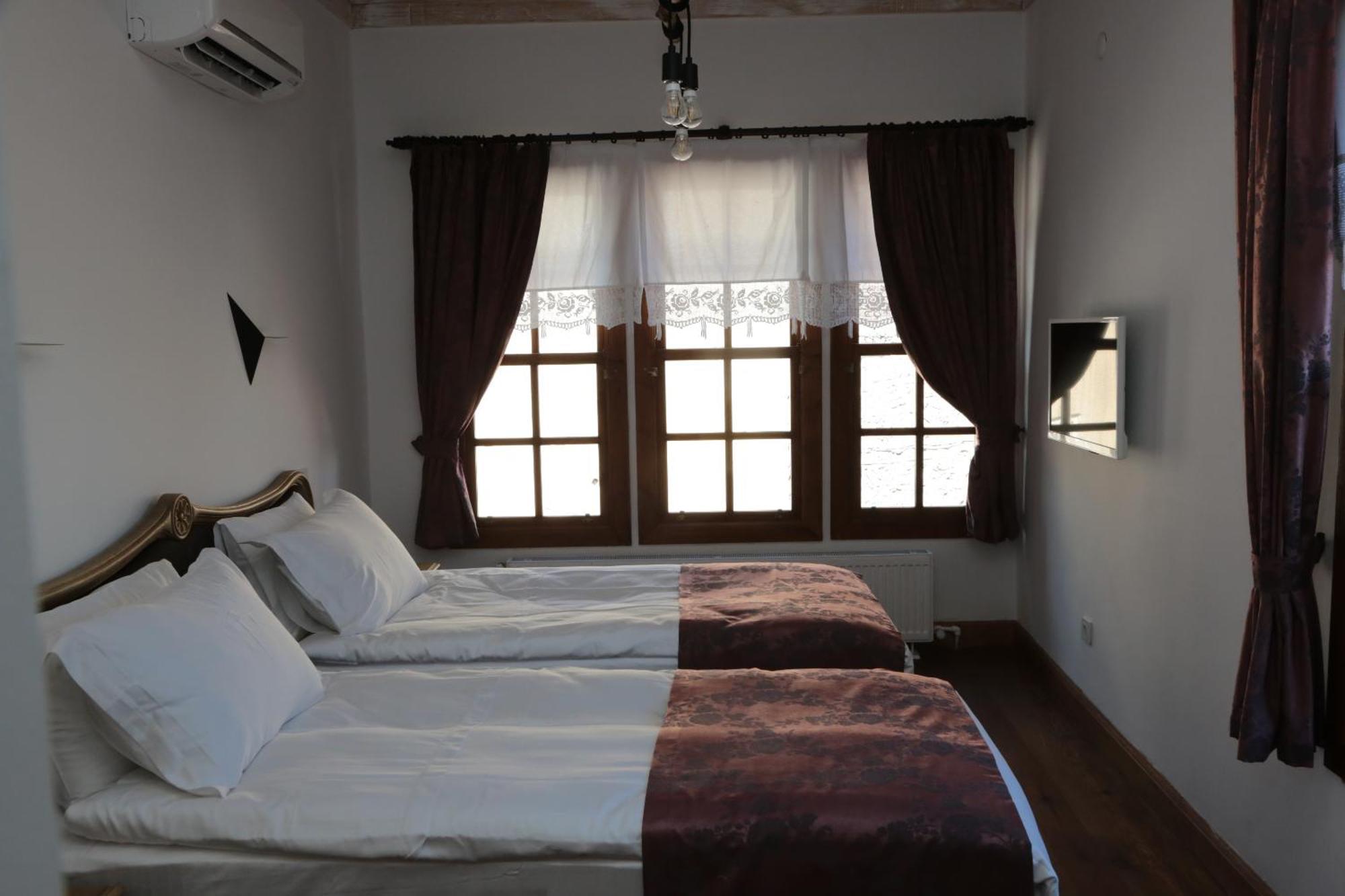 Isparta Historical Mansion Eskiciler Konagi - Cittaslow Egirdir Стая снимка