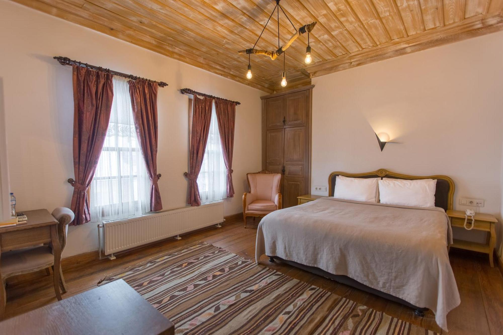 Isparta Historical Mansion Eskiciler Konagi - Cittaslow Egirdir Екстериор снимка