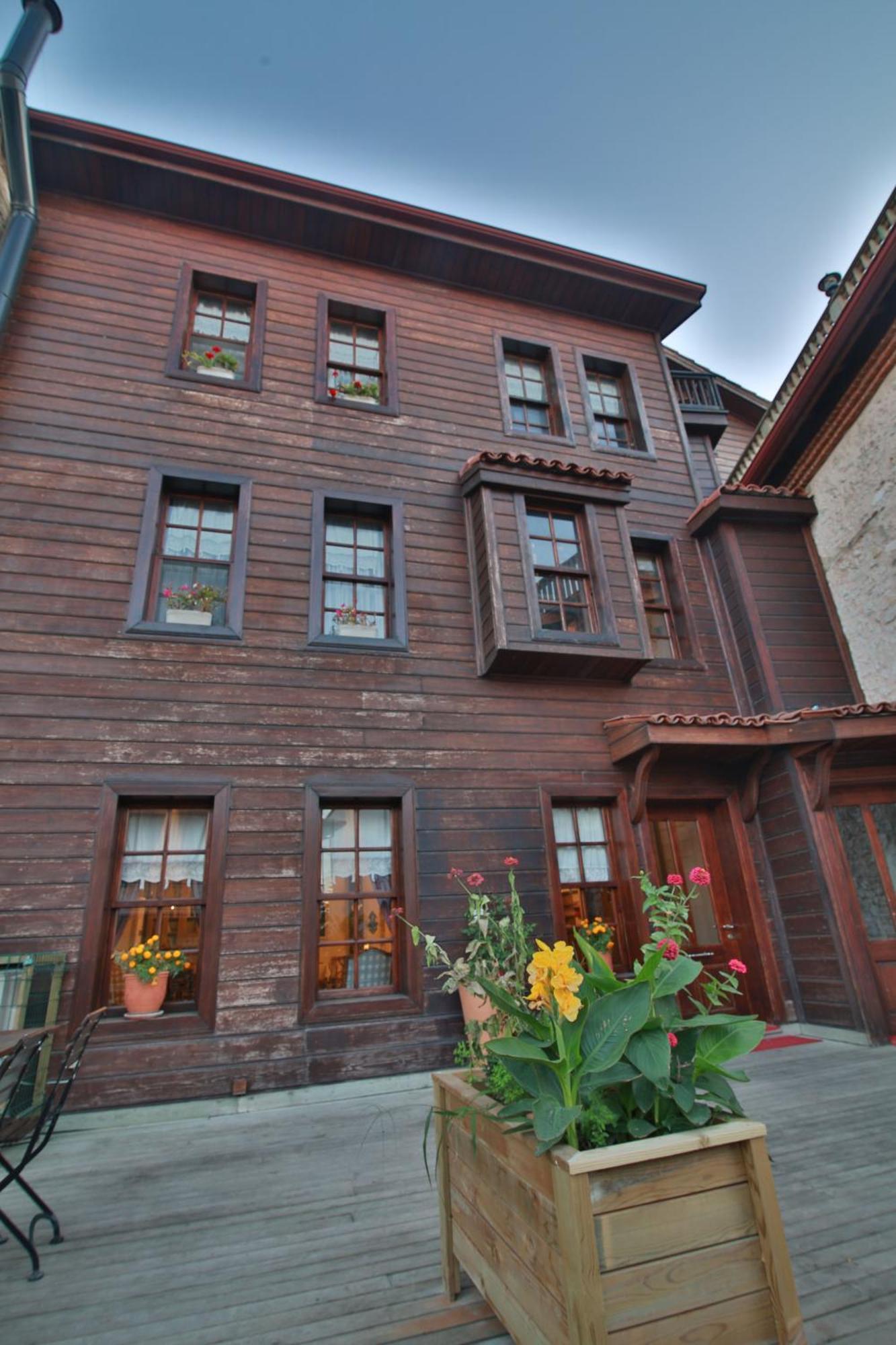 Isparta Historical Mansion Eskiciler Konagi - Cittaslow Egirdir Екстериор снимка