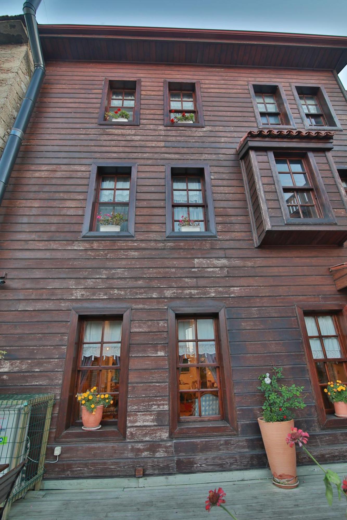 Isparta Historical Mansion Eskiciler Konagi - Cittaslow Egirdir Екстериор снимка